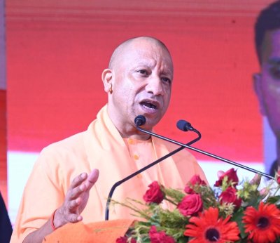 सपा शासन में भूमाफियाओं ने लोगों को ठगा, हमने दिया सम्मानजनक मुआवजा : सीएम योगी