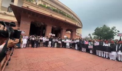 Opposition Renews Parliament Protest Over NEET Controversy