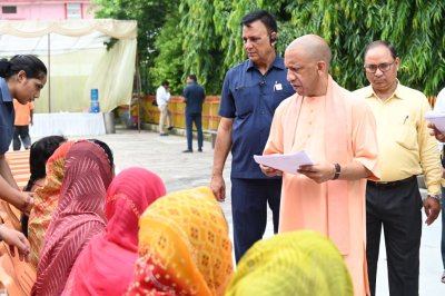 गंभीर बीमारियों के इलाज में भरपूर मदद करेगी सरकार: मुख्यमंत्री योगी