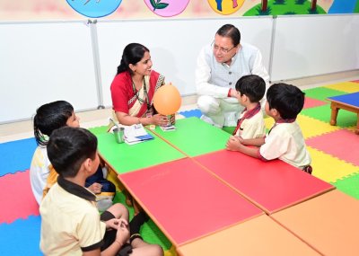 रुड़की में मेधावी छात्रों का सम्मान, मुख्यमंत्री धामी बोले- भारत को फिर विश्वगुरु बनाएगी युवा पीढ़ी