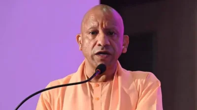 कुष्ठ रोग से प्रभावित दिव्यांगजन के लिए सहारा बनी योगी सरकार