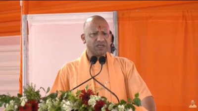 योगी का विपक्ष पर करारा वार, सपा सरकार पर साधा निशाना