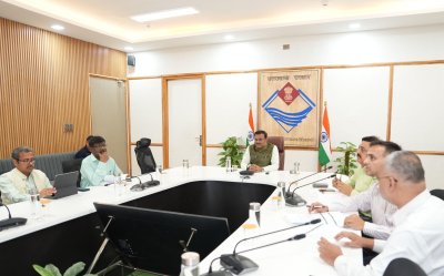 उत्तराखंड : निवेश प्रस्तावों में देरी पर मुख्य सचिव सख्त, जिलाधिकारियों को दिए त्वरित निस्तारण के निर्देश