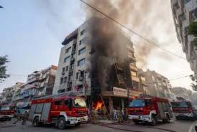 Malviya Nagar Fire : दिल्ली के होटल में आग से 21 की गई जान, एक ही परिवार के 6 लोगों की मौत