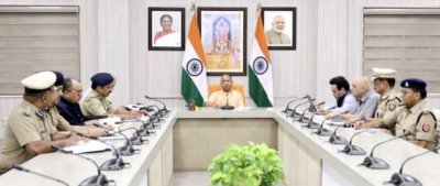 आधुनिक तकनीक, सुदृढ़ अभियोजन और बेहतर समन्वय से रेलवे सुरक्षा को नई ऊंचाई देगी जीआरपी : योगी