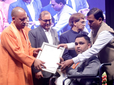 दिव्यांगों के लिए सहारा बनी योगी सरकार की पेंशन योजना, लाभार्थियों ने जताया आभार