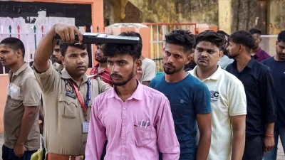 सख्त निगरानी में शांतिपूर्वक संपन्न हुई यूपी पुलिस भर्ती लिखित परीक्षा