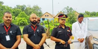 फर्जी वर्दी, बड़ा रुतबा… लेकिन कर्नल की नजर से नहीं बच पाया युवक