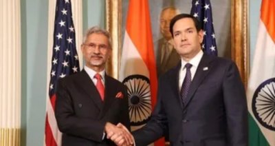 Tensions Rise in Hormuz as US Calls for Immediate Compliance