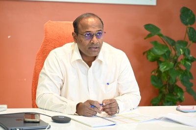 घर पर अनुस्पस्थित मतदाताओं के घर BLA को साथ ले जाएं BLO - सीईओ