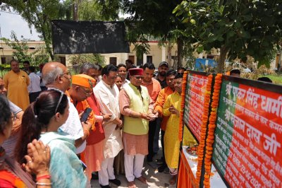 इन्द्रेश नगर को बड़ी सौगात: मंत्री खजानदास ने ₹1.14 करोड़ के विकास कार्यों का किया भूमि पूजन, जल्द बदलेगी पूरी सीवर लाइन