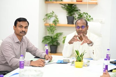 BLO से अभद्रता पर सख्त एक्शन के निर्देश, मुख्य निर्वाचन अधिकारी बोले- फील्ड स्टाफ की सुरक्षा सर्वोच्च प्राथमिकता