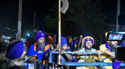 हेमकुंड साहिब मार्च के बीच उत्तराखंड सीमा पर बढ़ा तनाव