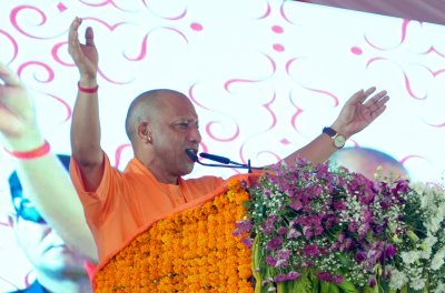 विकास के नए कीर्तिमान रच रहा उत्तर प्रदेश : सीएम योगी ने यूपी को 3 महीने में दी 62 हजार करोड़ से अधिक की 5,551 परियोजनाओं की सौगात