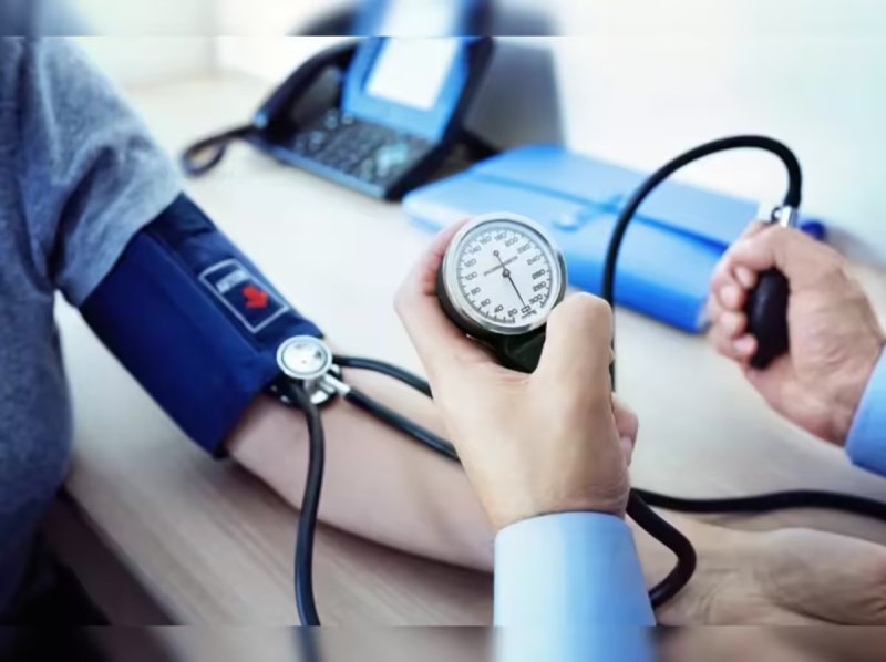 Two Minutes to Better Heart Health: Cardiologist Shares Simple Breathing Trick to Lower Blood Pressure Naturally