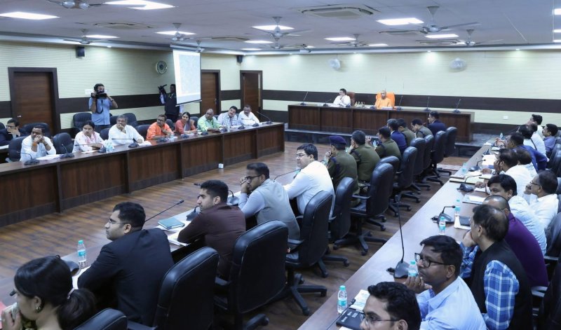 धाम में न हो दुर्व्यवस्था, व्यवस्था में सुधार लाए मंदिर एवं पुलिस प्रशासनः सीएम योगी