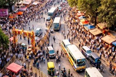 कानपुर गंगा मेला: कई प्रमुख मार्गों पर रहेगा डायवर्जन, घर से निकलने से पहले जान लें ट्रैफिक प्लान