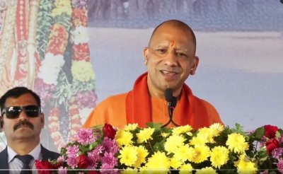 राष्ट्रपति के प्रस्तावित दौरे से पहले अयोध्या पहुंचे सीएम योगी, तैयारियों का लिया जायजा