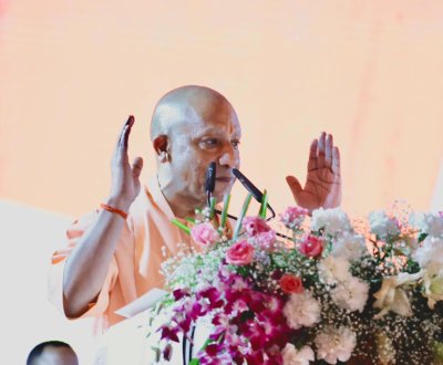 लखनऊ अब वाकई ‘मुस्कुराइए आप लखनऊ में हैं’ का प्रतीक बना: सीएम योगी