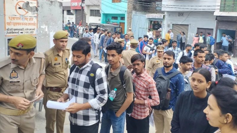 यूपी में सब इंस्पेक्टर भर्ती परीक्षा शुरू: 1090 केंद्रों पर दो पालियों में एग्जाम, लाखों अभ्यर्थी शामिल