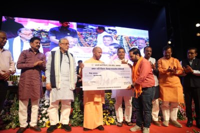 तीर्थ यात्राओं से मजबूत हो रहा ‘एक भारत-श्रेष्ठ भारत’ का संकल्प: मुख्यमंत्री योगी