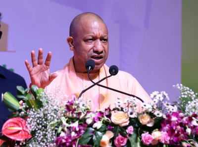 सीएम ने प्रकृति को “मां” मानकर संरक्षण का दिया संदेश, जनभागीदारी को बताया सफलता की कुंजी