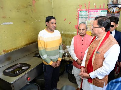 उत्तराखंड : गैस आपूर्ति पर धामी का औचक निरीक्षण, विकल्प अपनाने की अपील