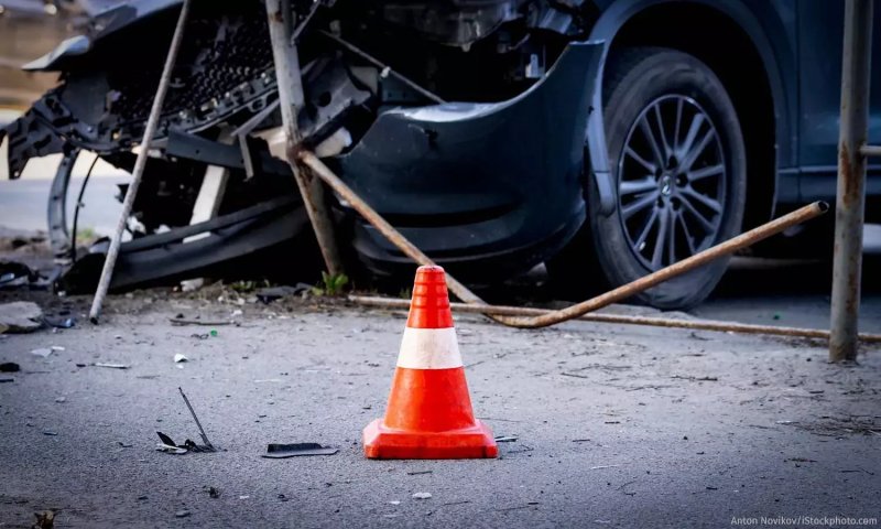 गोंडा में इनोवा और टेंपो की भीषण टक्कर, 17 यात्री गंभीर रूप से घायल