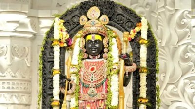 अयोध्या में रामलला के तीसरे जन्मोत्सव की भव्य तैयारी , दोपहर 12 बजे हुया दिव्य जन्म और सूर्य तिलक