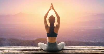 Rising Distractions Drive Need for Mindful Practices, Experts Recommend Yoga
