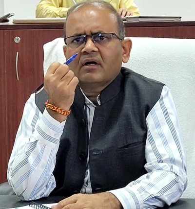 उत्तराखंड में मौसम का कहर: ऑरेंज अलर्ट के बीच प्रशासन अलर्ट, आपदा सचिव ने दिए सख्त निर्देश
