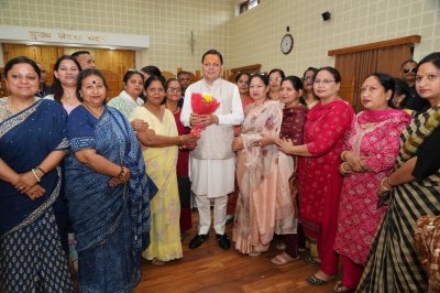 उत्तराखंड : जनसुनवाई में CM धामी ने सुनीं जनता की समस्याएं, अधिकारियों को दिए त्वरित समाधान के निर्देश