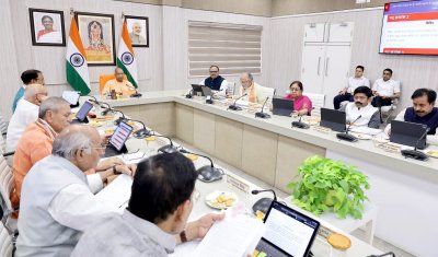 यूपी न्यूज़ : ‘एक जनपद-एक व्यंजन’ योजना लागू, नई ट्रांसफर पॉलिसी को भी मंजूरी