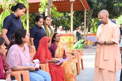 मत करें चिंता, हर समस्या का कराएंगे समाधान: मुख्यमंत्री योगी