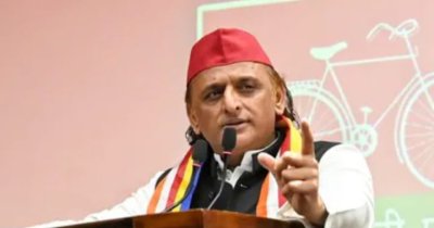 बंगाल में ‘वोट डकैती’ का आरोप, अखिलेश का भाजपा पर तीखा हमला