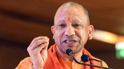 योगी सरकार की संवेदनशील पहल: चाइल्ड हेल्पलाइन ने 5 महीने के मासूम को मां की गोद वापस दिलाई