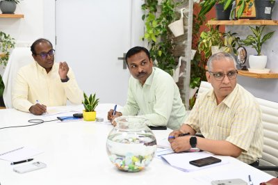 “मतदाता सूची पुनरीक्षण में लापरवाही नहीं होगी बर्दाश्त”, मुख्य निर्वाचन अधिकारी ने जिलाधिकारियों को दिए सख्त निर्देश