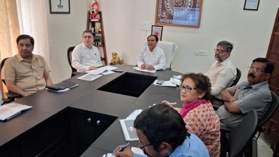 आवास संघ करेगा सहकारिता से जुड़े निर्माण कार्य: डॉ धन सिंह रावत