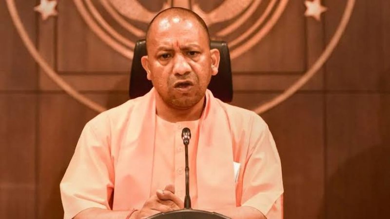 भीषण गर्मी पर सीएम योगी ने अधिकारियों को दिए कड़े निर्देश- राहत-बचाव को लेकर रहें सतर्क