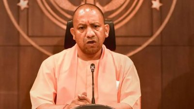 भीषण गर्मी पर सीएम योगी ने अधिकारियों को दिए कड़े निर्देश- राहत-बचाव को लेकर रहें सतर्क