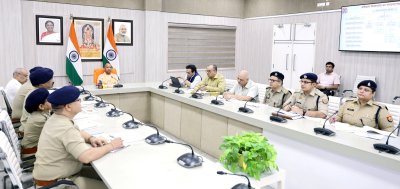 तकनीक, संवेदनशीलता और प्रोफेशनल दक्षता से लैस रहे यूपी पुलिस: सीएम योगी