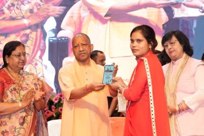 तकनीक से बदली आंगनबाड़ी व्यवस्था, 98.76% लाभार्थियों का सत्यापित हुआ पंजीकरण