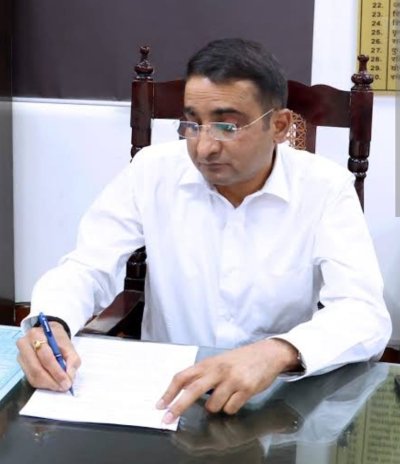 निदेशक सूचना विशाल सिंह ने लिया ऐतिहासिक फैसला साप्ताहिक समाचार पत्रों को सूचना विभाग सीधे जारी करेगा विज्ञापन