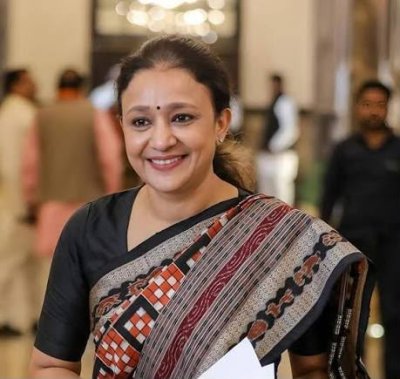 यूपी कांग्रेस में बदलाव की आहट, आराधना मिश्रा को मिल सकती है कमान