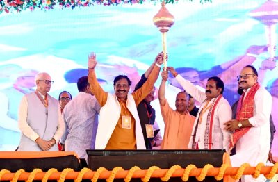 ‘संत रविदास नगर भदोही’ से दलित-राजभर दोनों को संदेश, योगी ने एक नाम में जोड़ी दो विरासत