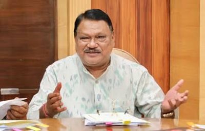 खटीमा एकलव्य विद्यालय के विस्तार के लिए 10 करोड़ रुपये, जुएल ओराम ने की घोषणा