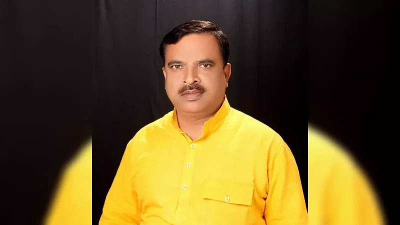 नवरात्र में देवी मंदिरों से अखिलेश ने बनाई दूरी, यह तुष्टिकरण की पराकाष्ठा: प्रकाश पाल