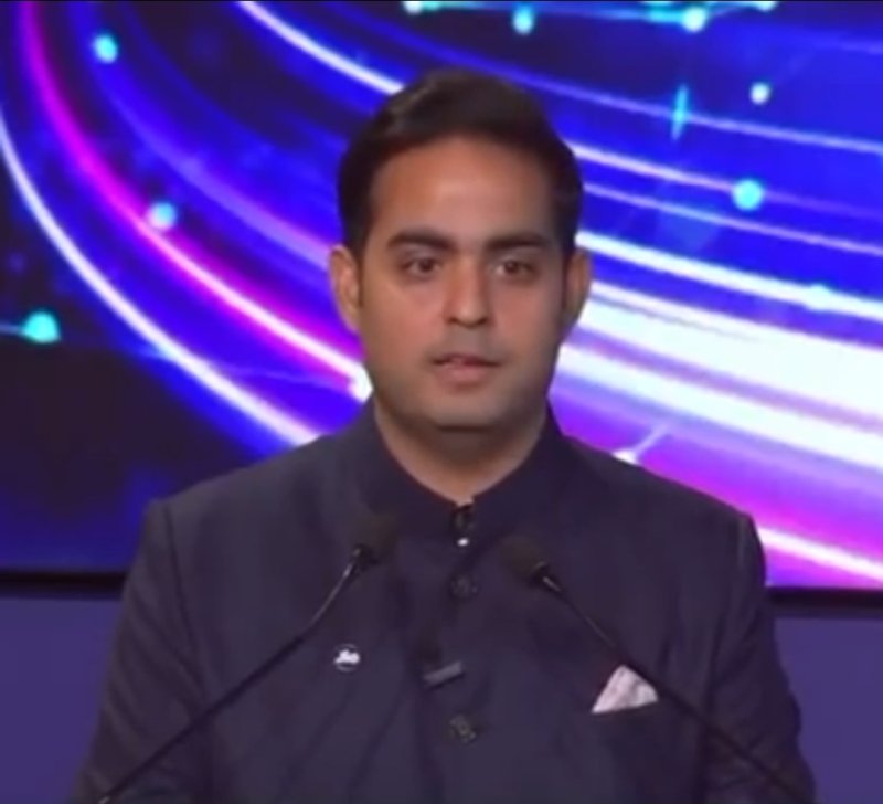 Akash Ambani Highlights Jio’s 10-Year Growth, 533 Million Customers