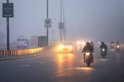 हाईवे-एक्सप्रेसवे पर बढ़ेगी सुरक्षा, शीतलहर-कोहरे में हादसे रोकने के लिए योगी सरकार ने शुरू की तैयारी