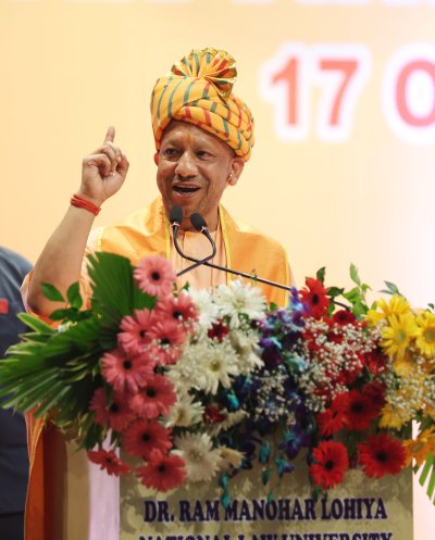 यूपी में ‘रूल ऑफ माफिया’ मिटाकर स्थापित किया ‘रूल ऑफ लॉ’: मुख्यमंत्री योगी